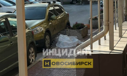 Тело мужчины обнаружили на улице Военстроя в Новосибирске