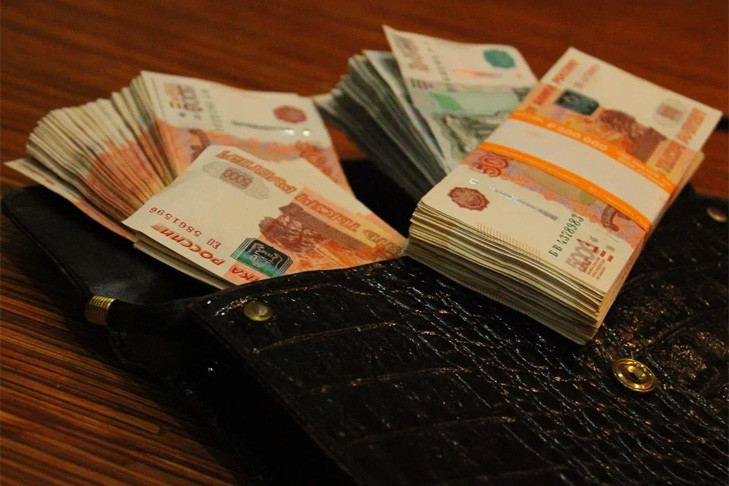 В Новосибирске директора обвиняют в многомесячной невыплате зарплаты сотрудникам