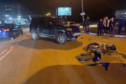 Водитель УАЗа сбил подростка на мотоцикле на улице Выборная в Новосибирске