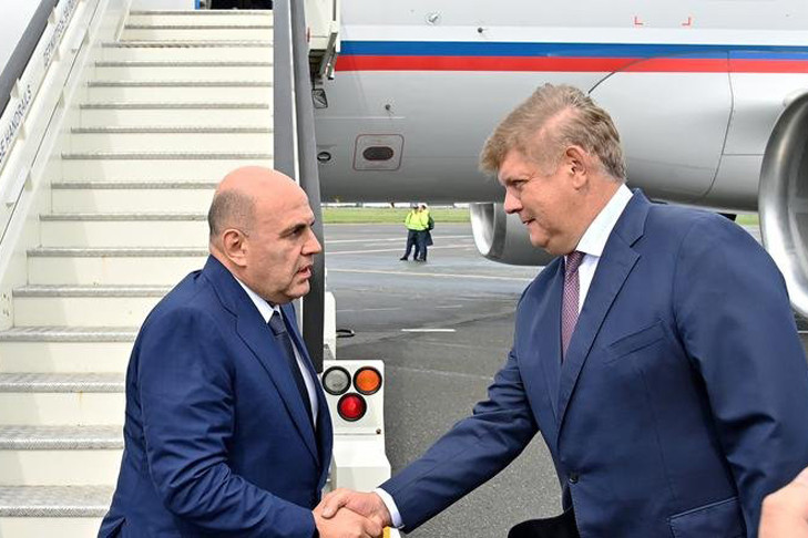 Анатолий Серышев сопровождает Михаила Мишустина в рабочей поездке в Омск