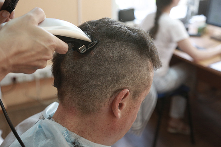 Новосибирцы потратили 205,7 млн рублей на парикмахеров за два месяца зимы