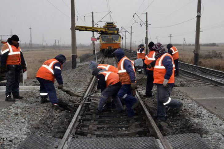 Железнодорожники Карасука перекрыли федеральную трассу