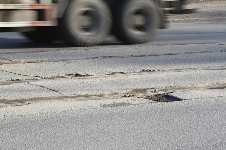 В Новосибирске ввели режим повышенной готовности на улице Титова