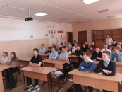 Шестиклассники Убинской школы №1 стали настоящими знатоками истории: интерактивный урок «Герои на защите Родины»