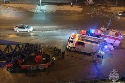 Двадцать человек эвакуировали из-за ночного пожара в центре Новосибирска
