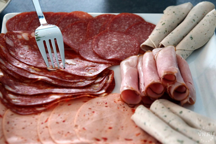 Производители мясной продукции начали менять этикетки