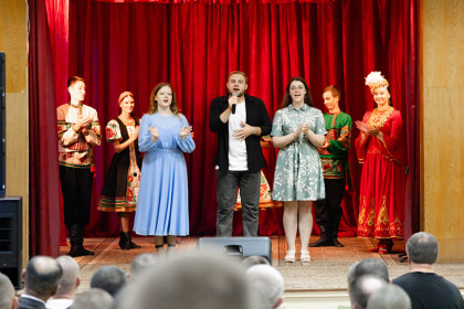Студенты СГУГиТ выступили на концерте в Военном госпитале Новосибирска