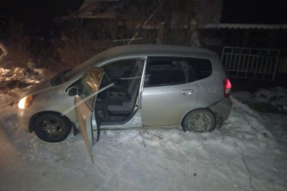 Избили автоледи и угнали машину пьяные подростки на Первомайке