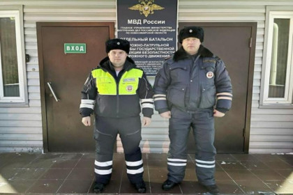 Малыша с пробитой головой отвезли в больницу полицейские из Новосибирска
