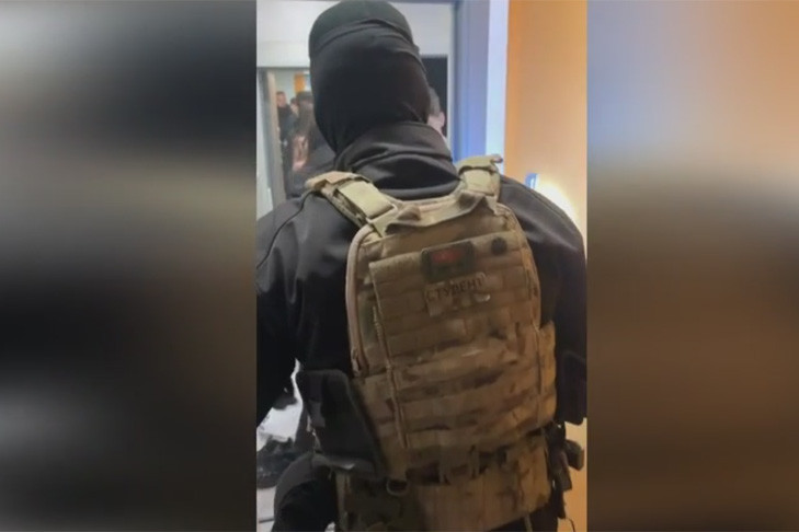 Банда из парней и девушек ответит за кражу миллионов у стариков в Новосибирске