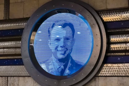 Салютом отметят в Новосибирске 65-летие полета Гагарина