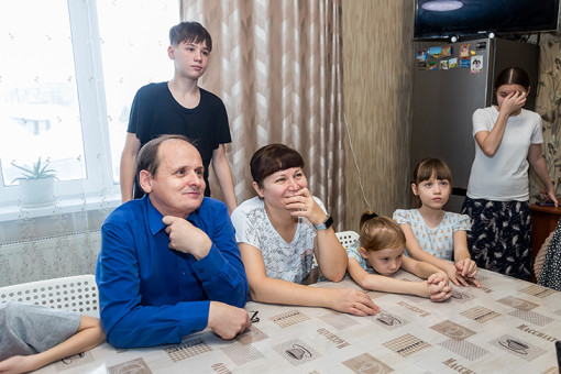 Многодетные семьи региона смогли улучшить жилищные условия с помощью областной программы