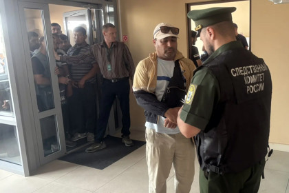 Под Новосибирском 87 мигрантов вдруг вспомнили русский язык во время облавы