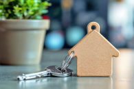 Более 1200 детей-сирот в Новосибирской области получат ключи от новых квартир