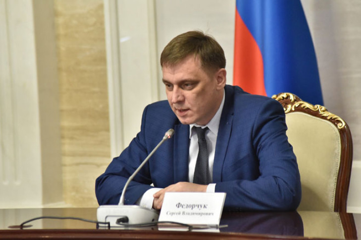 Министр образования опроверг обязательную вакцинацию учителей в Новосибирске