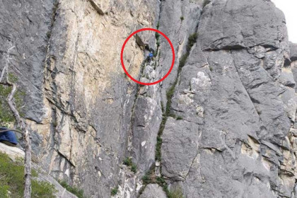 Новосибирца с травмой головы эвакуировали с горы Бегемот в Горном Алтае