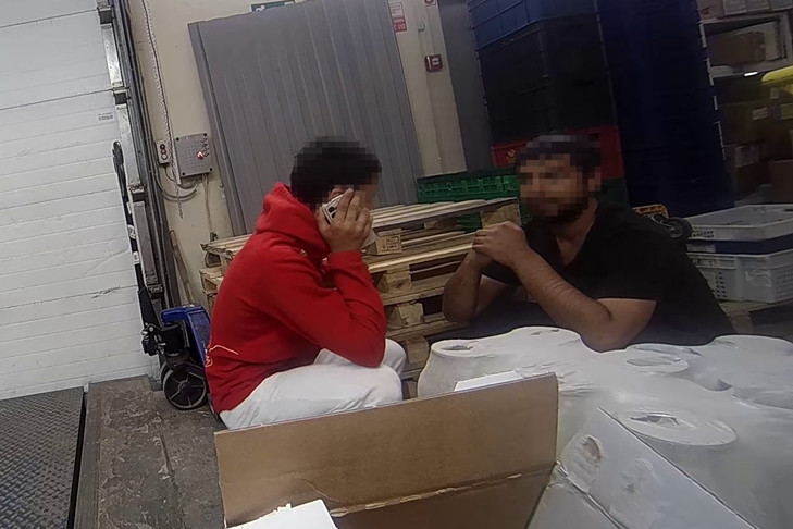 Цыгане со шприцом грабили магазины в Новосибирске