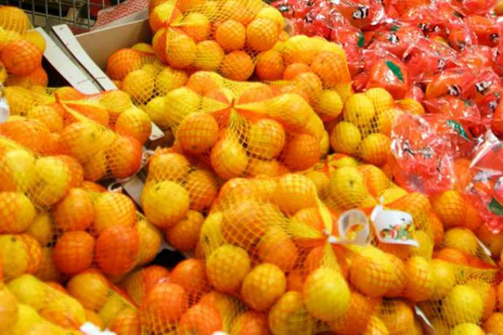 Огромную партию мандаринов «Кинноу» не пустили в Новосибирск 