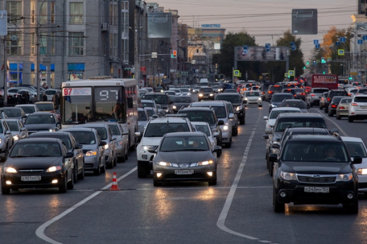 Только треть водителей Новосибирской области знает ПДД
