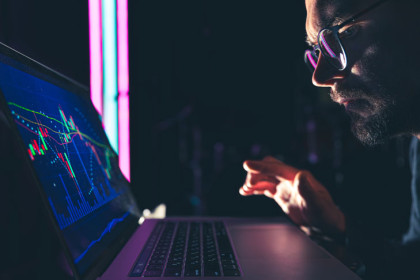 За обман на 5 млн рублей осудили арендатора-майнера в Новосибирске