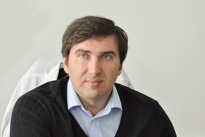 Звание «Ветеран труда» получил глава минздрава Новосибирской области Константин Хальзов