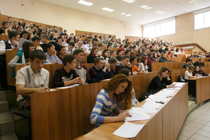 Будущее высшего образования без Болонской системы обсудили в Новосибирске