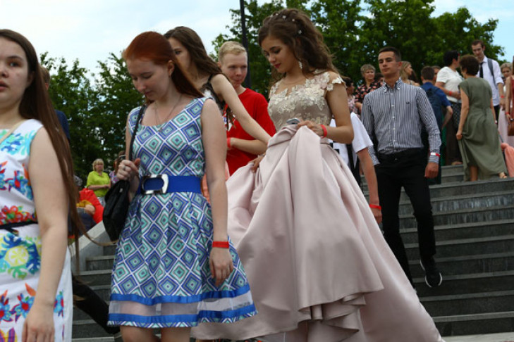 Платья на выпускной новосибирск