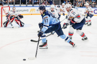 Михаил Абрамов и Максим Сушко заключили новые контракты с ХК «Сибирь»