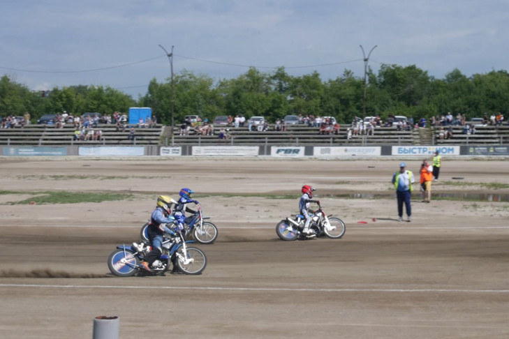 В Новосибирске определили лучшего юного гонщика по спидвею