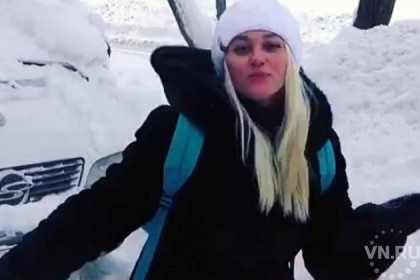 Сибирячка в -33 ответила землякам в жарких странах зажигательным клипом 