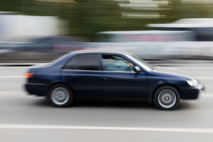 Пьяные школьницы угнали Ладу Приору под Новосибирском