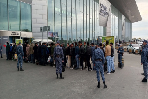 Более 50 опасных мигрантов выслали за пределы России из Новосибирска за неделю