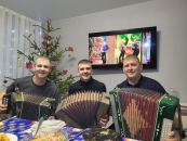 Братья из Новосибирской области покорили Москву на шоу у Малахова