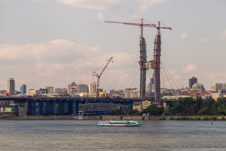 Кому положен бесплатный проезд по четвертому мосту — сообщил Минтранс