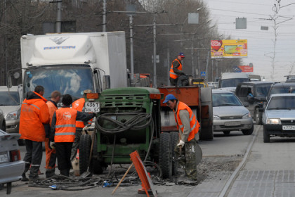 О начале весеннего ремонта дорог доложили мэру Новосибирска