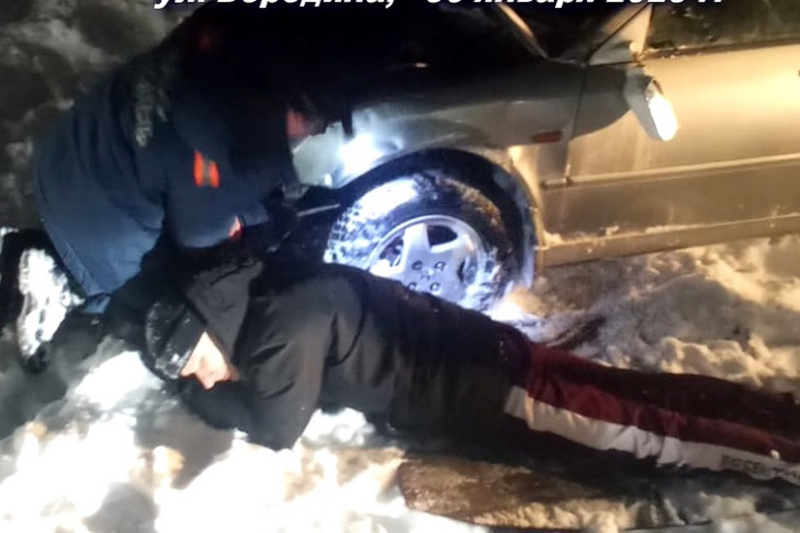 Занесенная снегом «ласточка» чуть не оставила без руки жителя Новосибирска