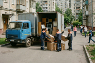 Жители Новосибирской области стали чаще заказывать грузчиков