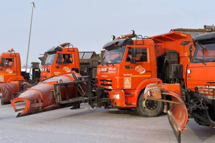 Порядка 1000 спецмашин привлекаются к очистке дорог в Новосибирской области