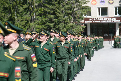 Полковник Гурьев стал новым начальником Новосибирского ВВКУ