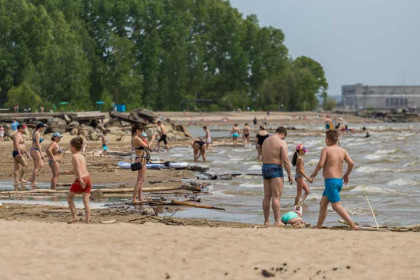 Пять пляжей Новосибирска закрыли для купания после ливней