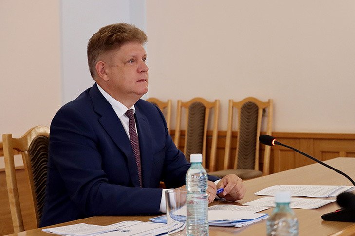 Полномочный представитель провёл совещание по вопросам подготовки и проведения выборов