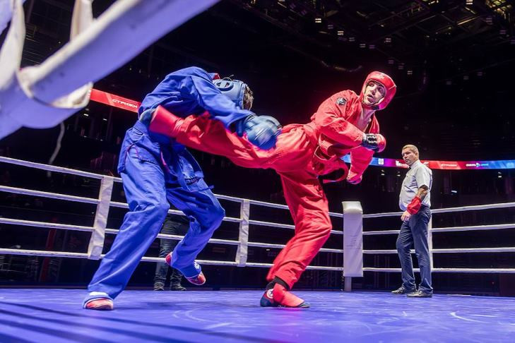 Международный чемпионат и первенство мира по универсальному бою прошли в Новосибирске