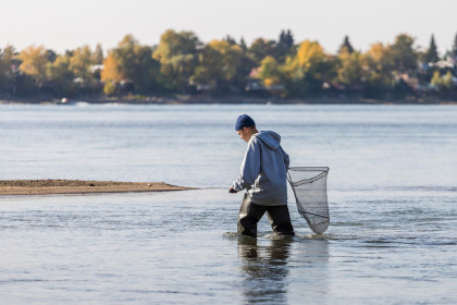 Браконьера на надувной лодке поймали в речном порту Новосибирска