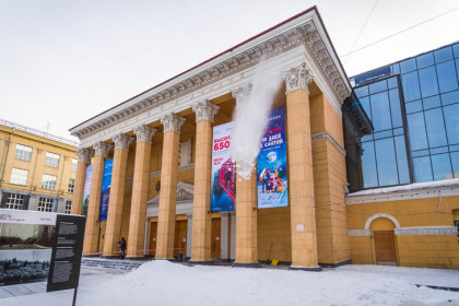 Песочный цвет кинотеатра «Победа» стал частью архитектурного кода Новосибирска