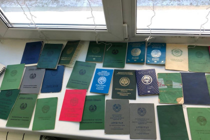 Ловкая парочка женила и разводила мигрантов в Новосибирске