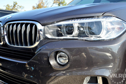 Продавец BMW X5 оплатил 83 штрафа ГИБДД за нового владельца