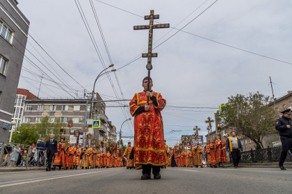 Центральные улицы Новосибирска перекрыли с 7 утра 25 мая