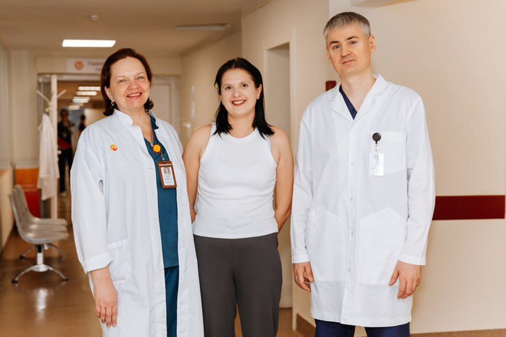 Чудом выжившую мать двоих детей с пороком сердца спасли в Новосибирске