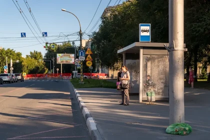 Новые указатели появятся на площади Маркса и еще на 115 остановках Новосибирска