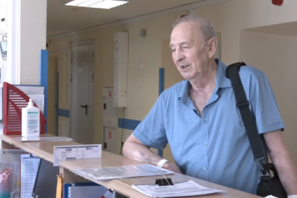 Новосибирец с механическим сердцем пережил уникальную операцию